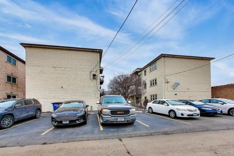 Tiny photo for 5729 W 63rd Street #3N, Chicago, IL 60638 (MLS # 12570016)