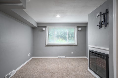 Tiny photo for 803 16th Street, Bettendorf, IA 52722 (MLS # 12737974)