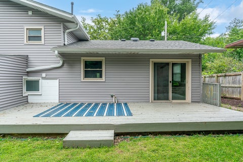 Tiny photo for 803 16th Street, Bettendorf, IA 52722 (MLS # 12737974)