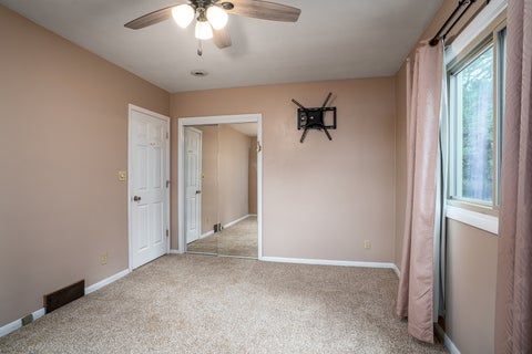 Tiny photo for 803 16th Street, Bettendorf, IA 52722 (MLS # 12737974)