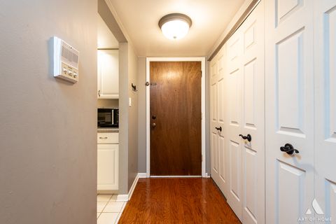 Tiny photo for 7930 Woodglen Lane #204, Downers Grove, IL 60516 (MLS # 12489674)