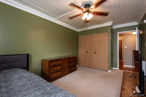 Tiny photo for 7930 Woodglen Lane #204, Downers Grove, IL 60516 (MLS # 12489674)