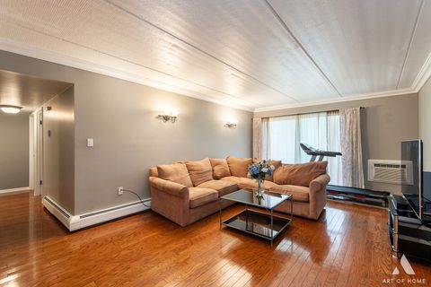 Tiny photo for 7930 Woodglen Lane #204, Downers Grove, IL 60516 (MLS # 12489674)