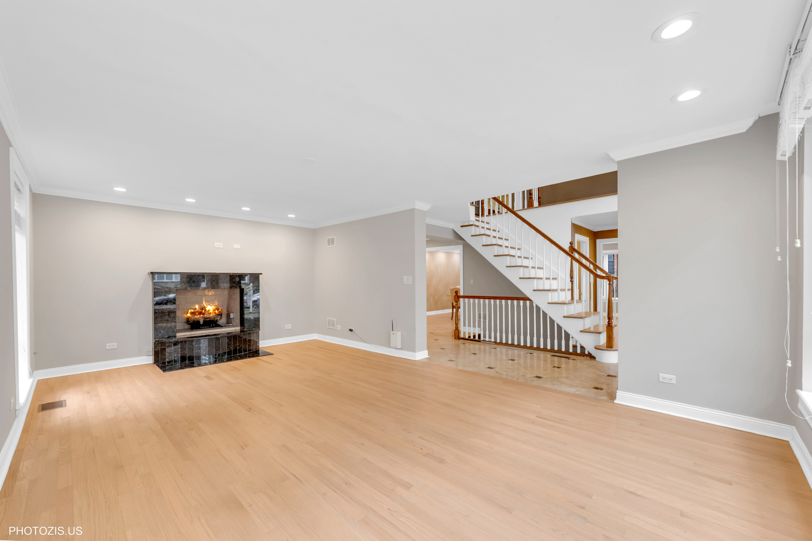 2910 W Gregory Street