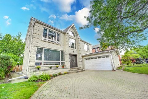 Photo of 2910 W Gregory Street, Chicago, IL 60625 (MLS # 12495403)