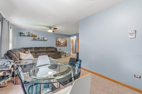Tiny photo for 520 Cumberland Lane, Bolingbrook, IL 60440 (MLS # 12642242)