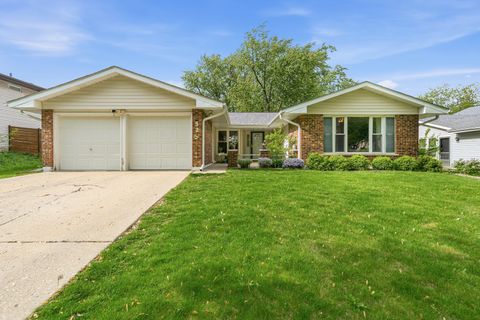 Tiny photo for 520 Cumberland Lane, Bolingbrook, IL 60440 (MLS # 12642242)