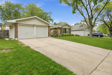 Tiny photo for 520 Cumberland Lane, Bolingbrook, IL 60440 (MLS # 12642242)