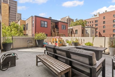 Tiny photo for 3150 N SHERIDAN Road #2C, Chicago, IL 60657 (MLS # 12462532)