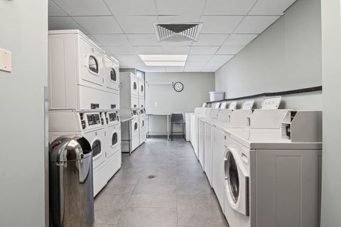 Tiny photo for 3150 N SHERIDAN Road #2C, Chicago, IL 60657 (MLS # 12462532)