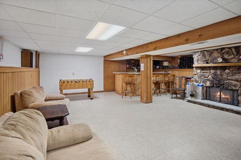 Tiny photo for 1237 Dover Lane, Elk Grove Village, IL 60007 (MLS # 12484020)