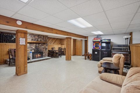 Tiny photo for 1237 Dover Lane, Elk Grove Village, IL 60007 (MLS # 12484020)