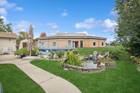 Tiny photo for 1237 Dover Lane, Elk Grove Village, IL 60007 (MLS # 12484020)