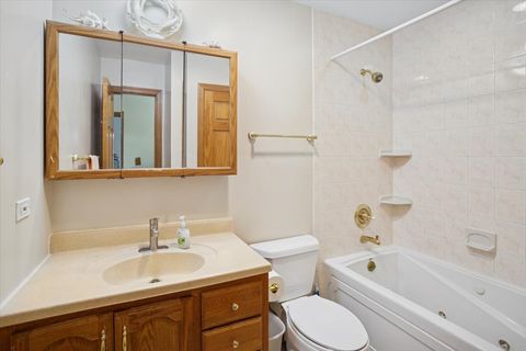 Tiny photo for 1237 Dover Lane, Elk Grove Village, IL 60007 (MLS # 12484020)