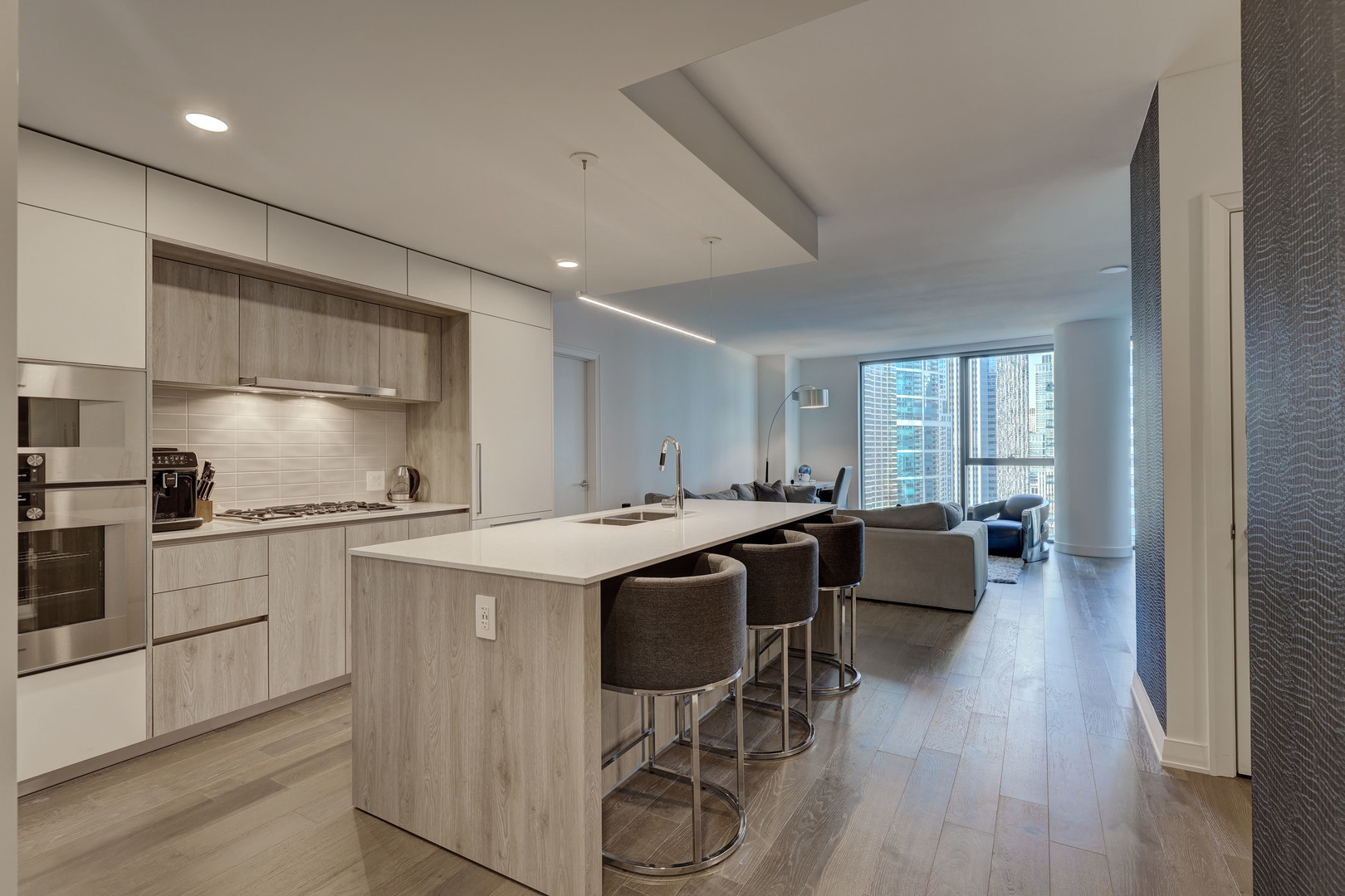 211 N Harbor Drive 2003