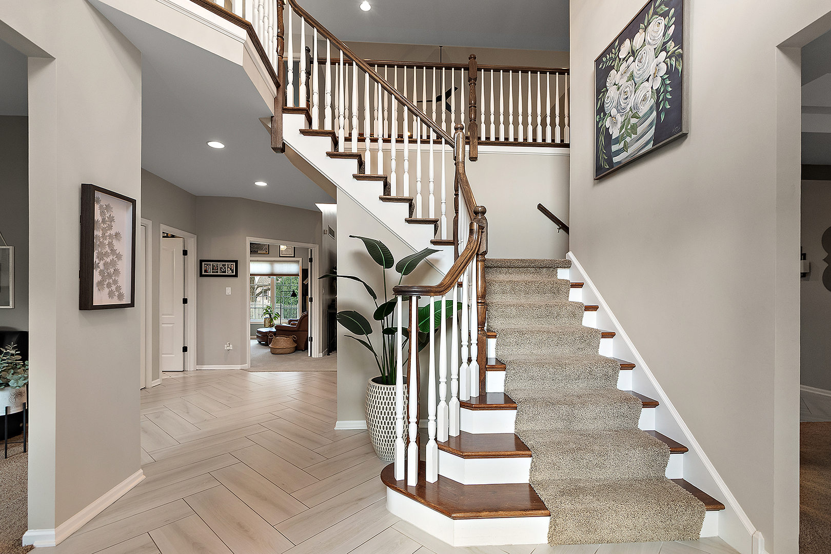 10908 Royal Glen Drive