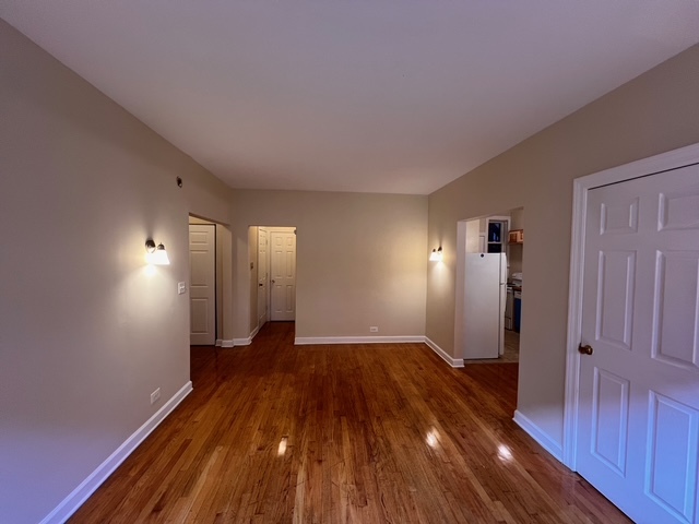 1347 1/2 W Touhy Avenue 2S