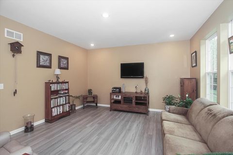Tiny photo for 9101 MARKS Court, Huntley, IL 60142 (MLS # 12451940)