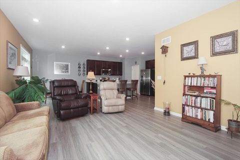 Tiny photo for 9101 MARKS Court, Huntley, IL 60142 (MLS # 12451940)