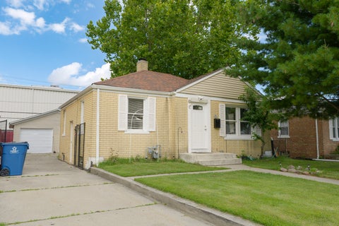 Tiny photo for 9638 REEVES Court, Franklin Park, IL 60131 (MLS # 12690778)