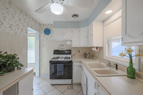 Tiny photo for 65 Victoria Drive, Northlake, IL 60164 (MLS # 12761412)