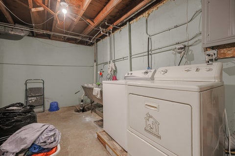 Tiny photo for 65 Victoria Drive, Northlake, IL 60164 (MLS # 12761412)