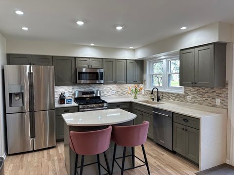 Tiny photo for 11466 Ashley Woods Drive, Westchester, IL 60154 (MLS # 12598181)