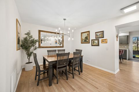 Tiny photo for 11466 Ashley Woods Drive, Westchester, IL 60154 (MLS # 12598181)