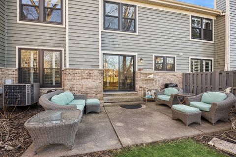 Tiny photo for 11466 Ashley Woods Drive, Westchester, IL 60154 (MLS # 12598181)