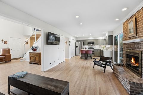 Tiny photo for 11466 Ashley Woods Drive, Westchester, IL 60154 (MLS # 12598181)