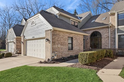 Tiny photo for 11466 Ashley Woods Drive, Westchester, IL 60154 (MLS # 12598181)