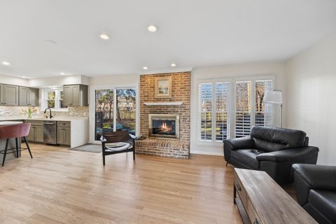 Tiny photo for 11466 Ashley Woods Drive, Westchester, IL 60154 (MLS # 12598181)