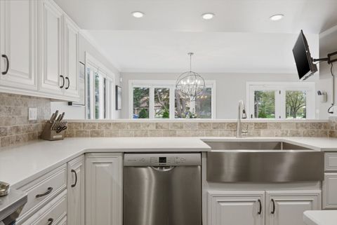 Tiny photo for 1840 Golf View Drive, Bartlett, IL 60103 (MLS # 12577580)