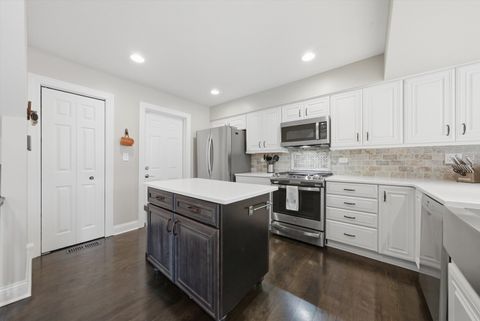 Tiny photo for 1840 Golf View Drive, Bartlett, IL 60103 (MLS # 12577580)