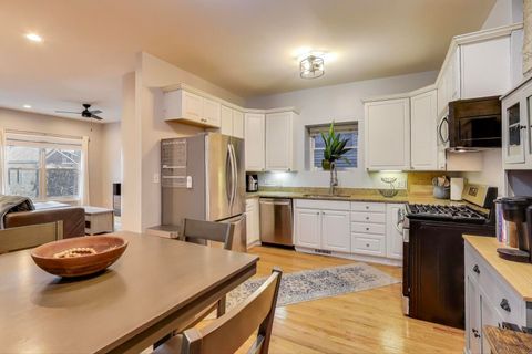 Tiny photo for 2134 N WINCHESTER Avenue #A, Chicago, IL 60614 (MLS # 12492144)
