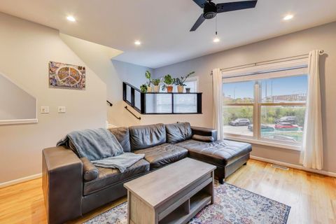 Tiny photo for 2134 N WINCHESTER Avenue #A, Chicago, IL 60614 (MLS # 12492144)