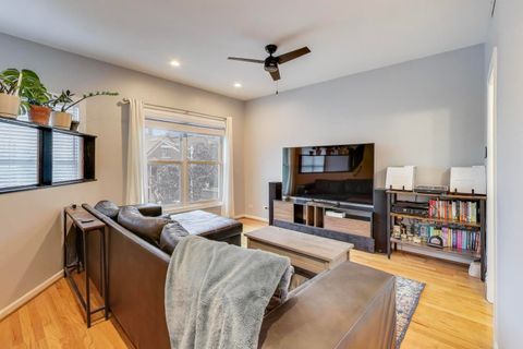 Tiny photo for 2134 N WINCHESTER Avenue #A, Chicago, IL 60614 (MLS # 12492144)