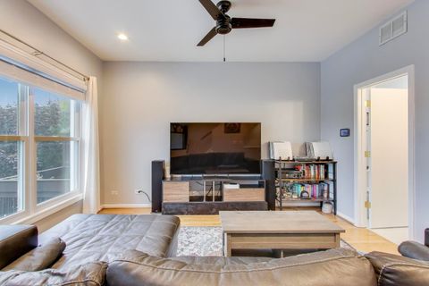 Tiny photo for 2134 N WINCHESTER Avenue #A, Chicago, IL 60614 (MLS # 12492144)