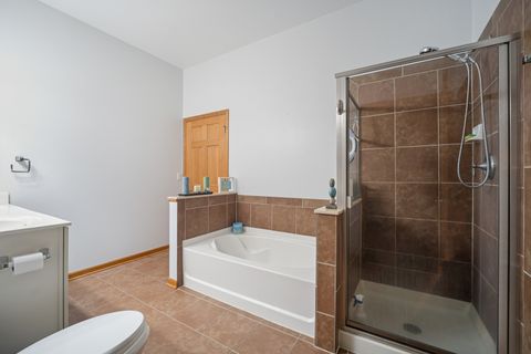 Tiny photo for 672 Falls Circle, Pingree Grove, IL 60140 (MLS # 12499714)