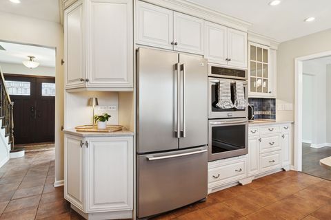 Tiny photo for 248 Beverly Road, Barrington, IL 60010 (MLS # 12597847)