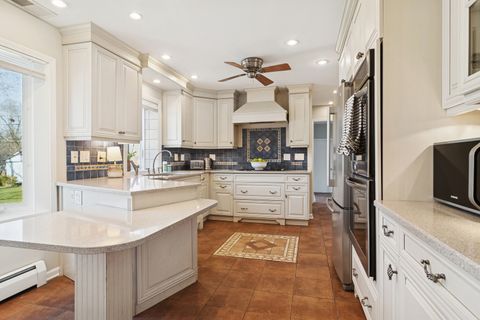 Tiny photo for 248 Beverly Road, Barrington, IL 60010 (MLS # 12597847)