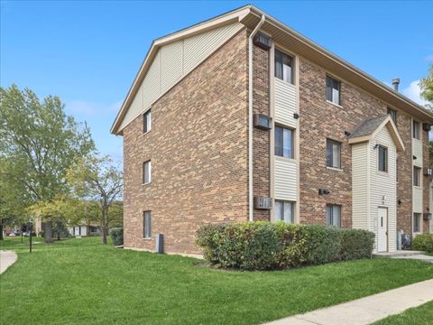 Tiny photo for 11 Echo Court #12, Vernon Hills, IL 60061 (MLS # 12496893)