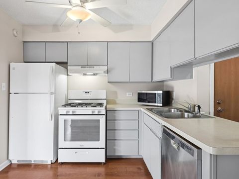 Tiny photo for 11 Echo Court #12, Vernon Hills, IL 60061 (MLS # 12496893)