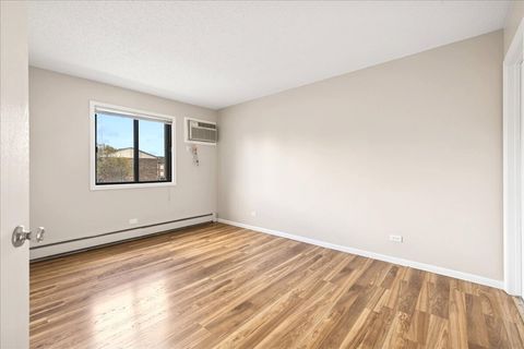 Tiny photo for 11 Echo Court #12, Vernon Hills, IL 60061 (MLS # 12496893)