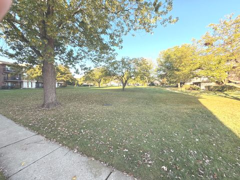 Tiny photo for 11 Echo Court #12, Vernon Hills, IL 60061 (MLS # 12496893)