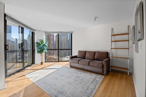 Tiny photo for 33 W Delaware Place #20G, Chicago, IL 60610 (MLS # 12724626)