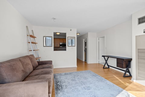 Tiny photo for 33 W Delaware Place #20G, Chicago, IL 60610 (MLS # 12724626)