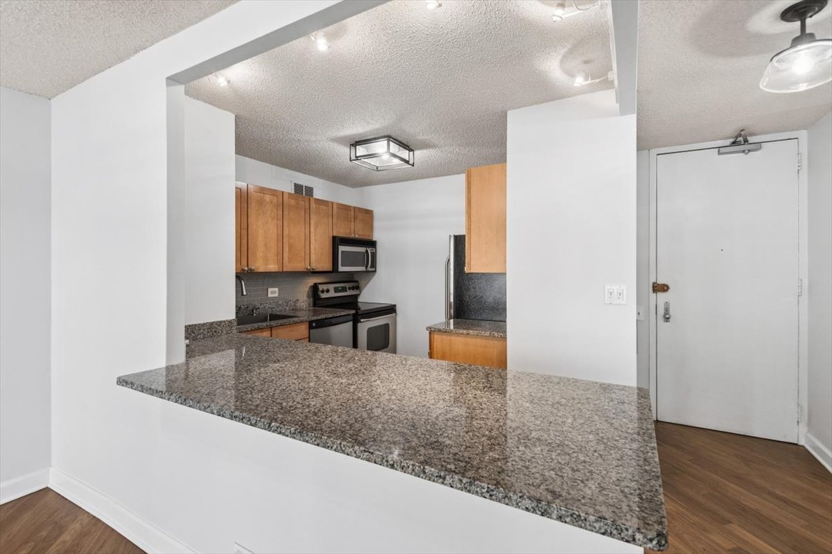 30 E HURON Street 908