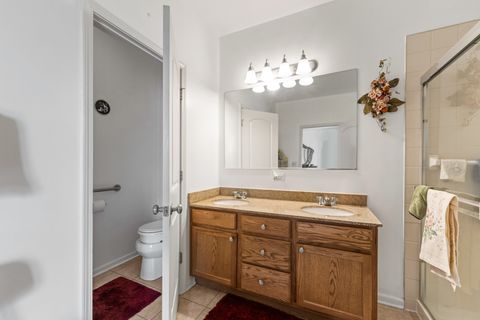 Tiny photo for 731 Slate Run, Elgin, IL 60124 (MLS # 12528898)