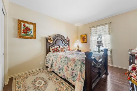 Tiny photo for 731 Slate Run, Elgin, IL 60124 (MLS # 12528898)